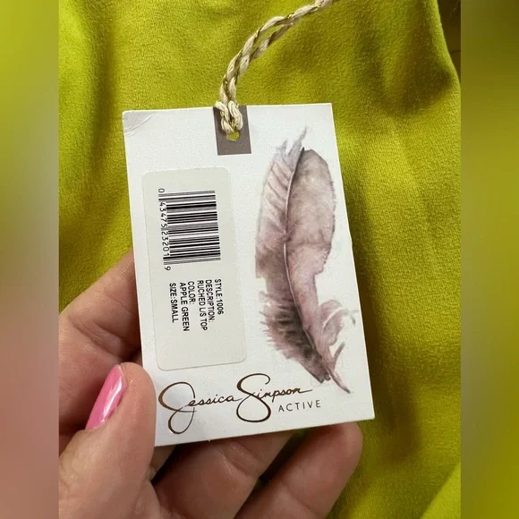 Jessica Simpson Active Ruched Crop Top - Picture 5 of 8